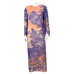 Hanae Mori Bedrucktes Kaftankleid aus Seidenchiffon, Größe Larger