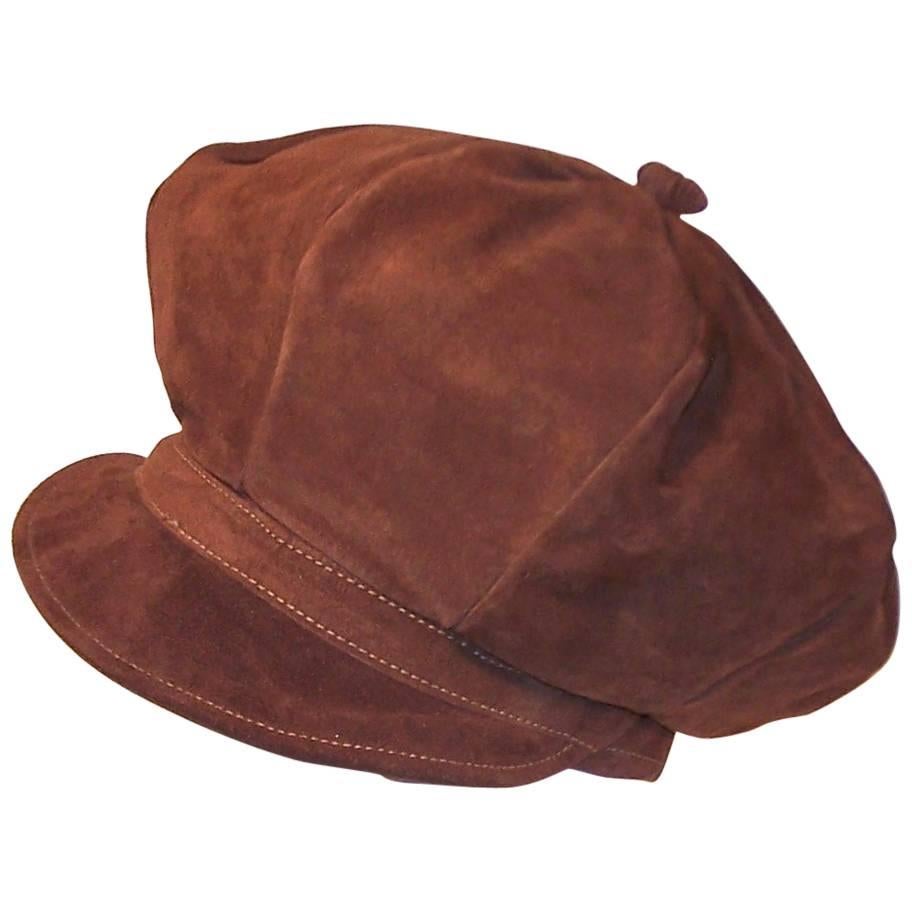 EXTRA! EXTRA! C.1970 Newsboy Style Brown Suede Boho Hat