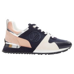 Chausssures basses Louis Vuitton Run Away rose marine et argent avec logo LV, taille EU 38 US 8