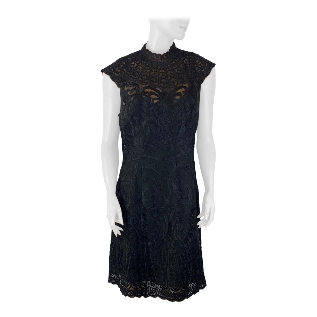 Karen Millen UK 16 Black Lace Short Sleeve MidLength Dress For Sale at