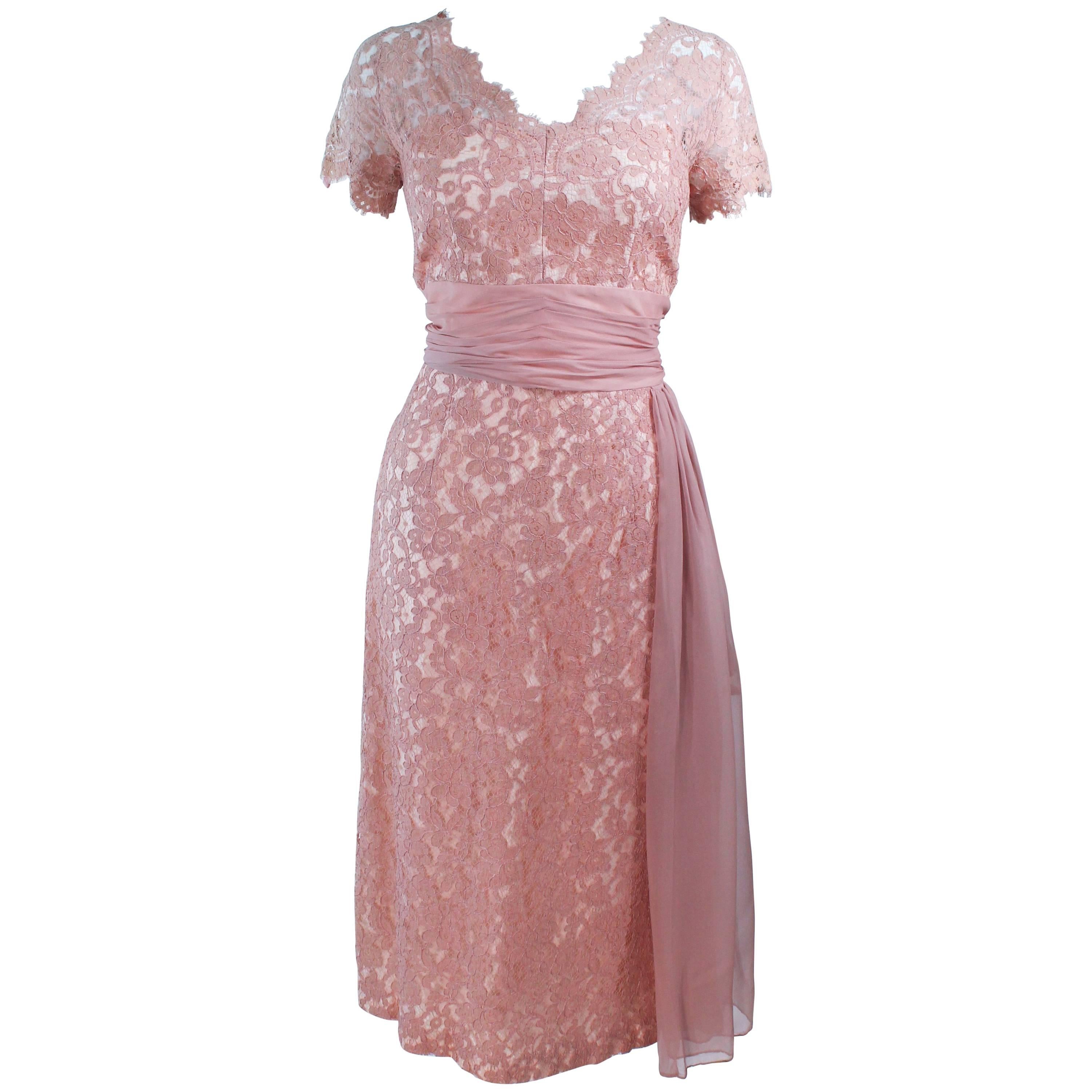 1950's Peach Lace Cocktail Dress with Draped Chiffon Waist Size 8 10 For Sale
