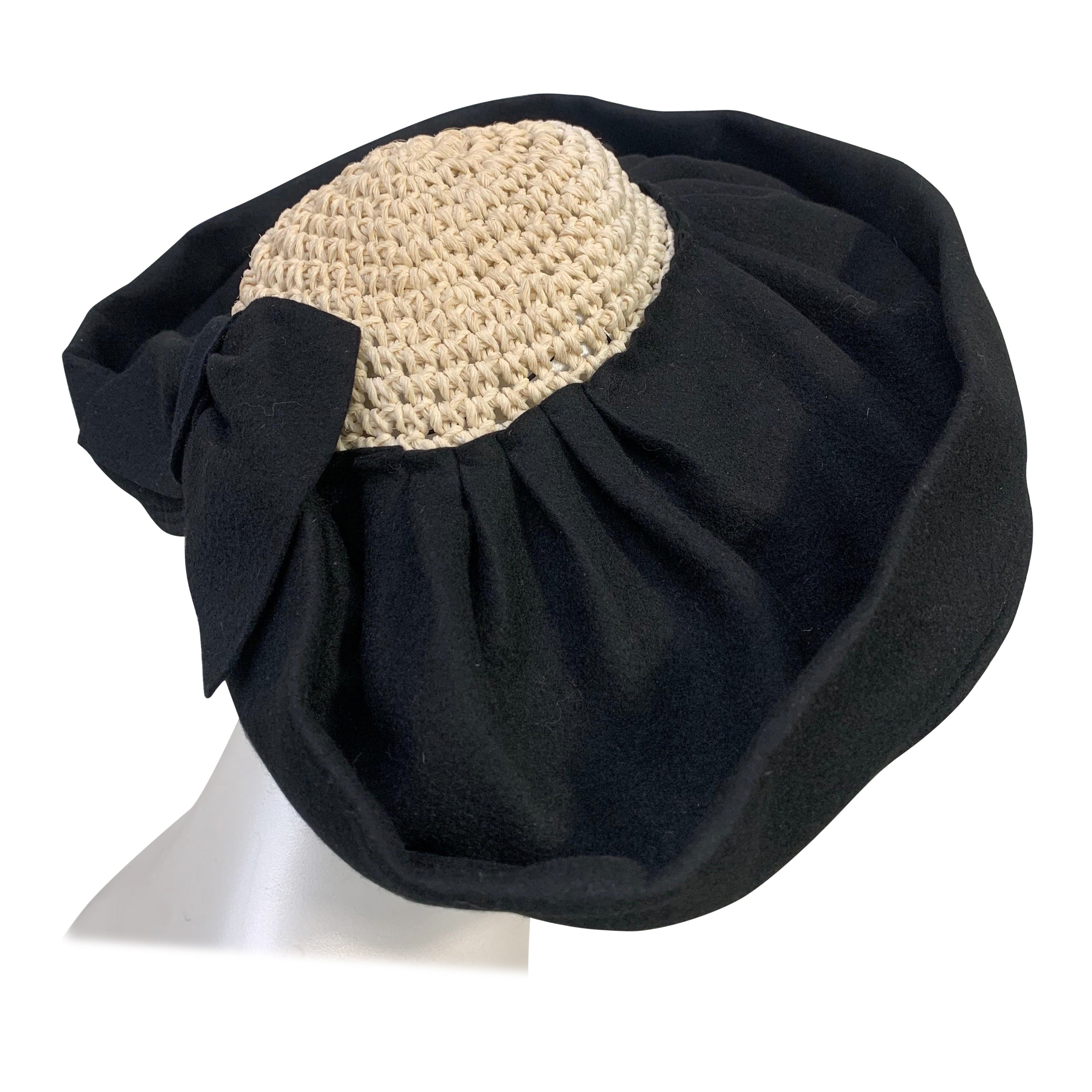 1940s Black Felt & Cream Crochet Halo Crown Hat w Broad Front Brim For Sale