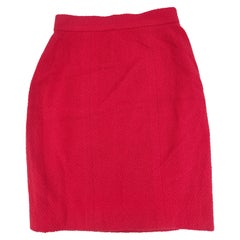 Retro Chanel boutique fucsia wool tailleur skirt