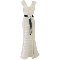 Oscar De La Renta Ivory Silk Ruffle & Lace Gown with Black Ribbon - 10 9