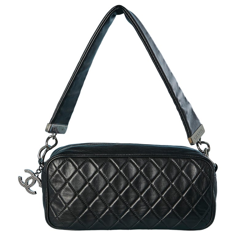 Time and Tru Women's Hazel Quilted Faux Leather Crossbody Bag, Black, Size: Small