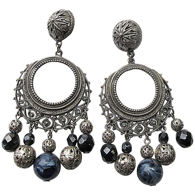 1978 Ben-Amun Silver Tone and Jet Black Faceted Crystal Drop Clip Earrings For Sale