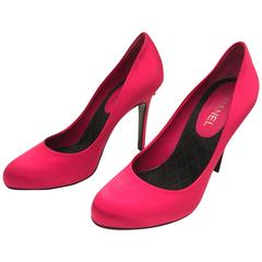 New Chanel Saint High Heel Dress Shoes - Size 41