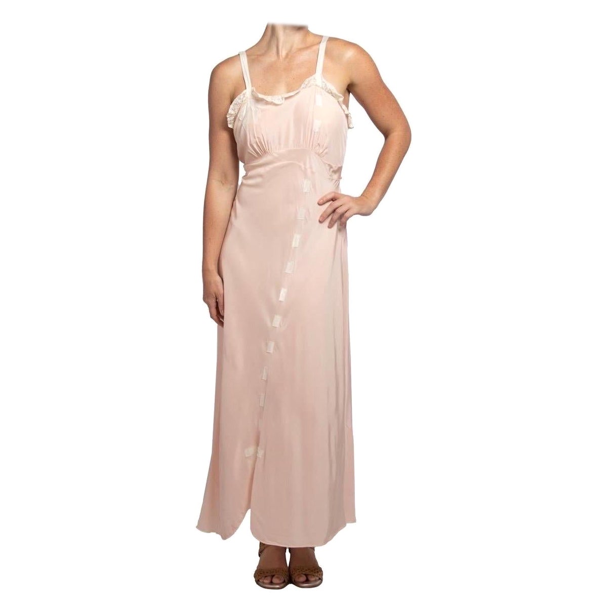 1940S Light Pink Bias Cut Rayon With Applique Negligee Lace Trim And Bow Detail For Sale