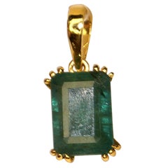 Emerald 2.96carat Certified Natural 18K Solid Gold Hallmark Drop Pendant