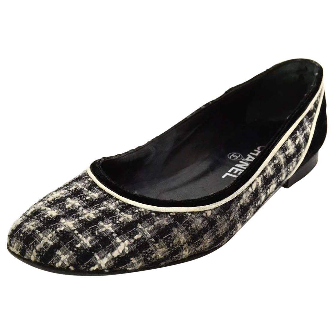 Chanel Black and Grey Tweed Flats Sz 38 at 1stdibs