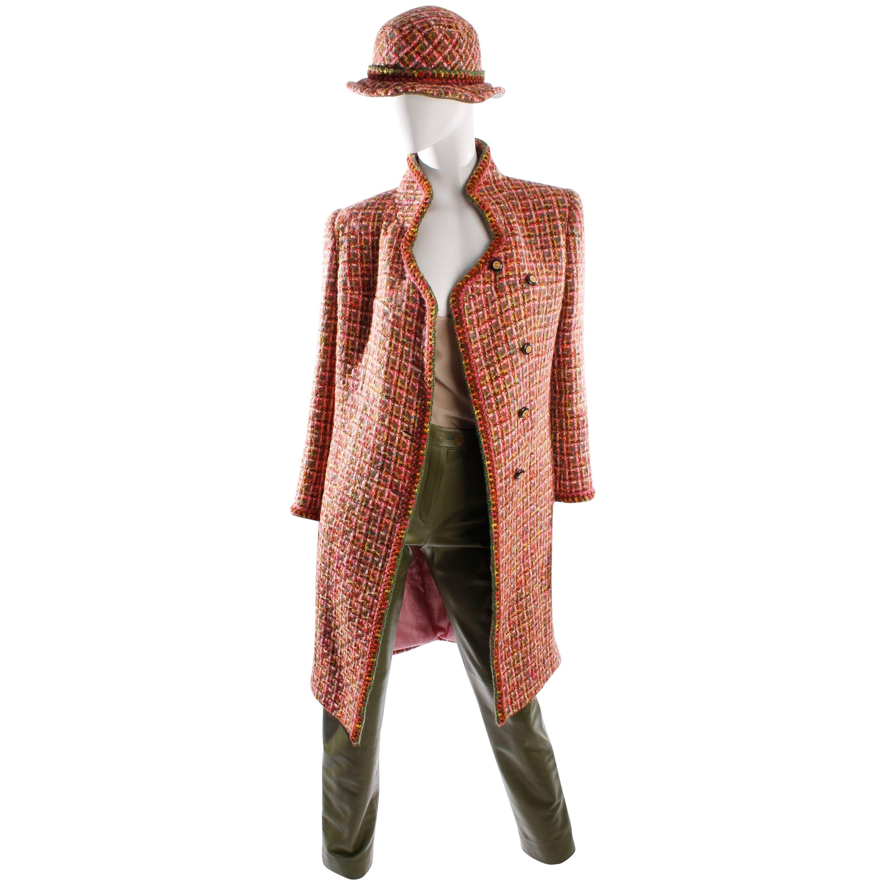 2001 Chanel Coat Bouclé, hat and leather pants - pink/green For Sale