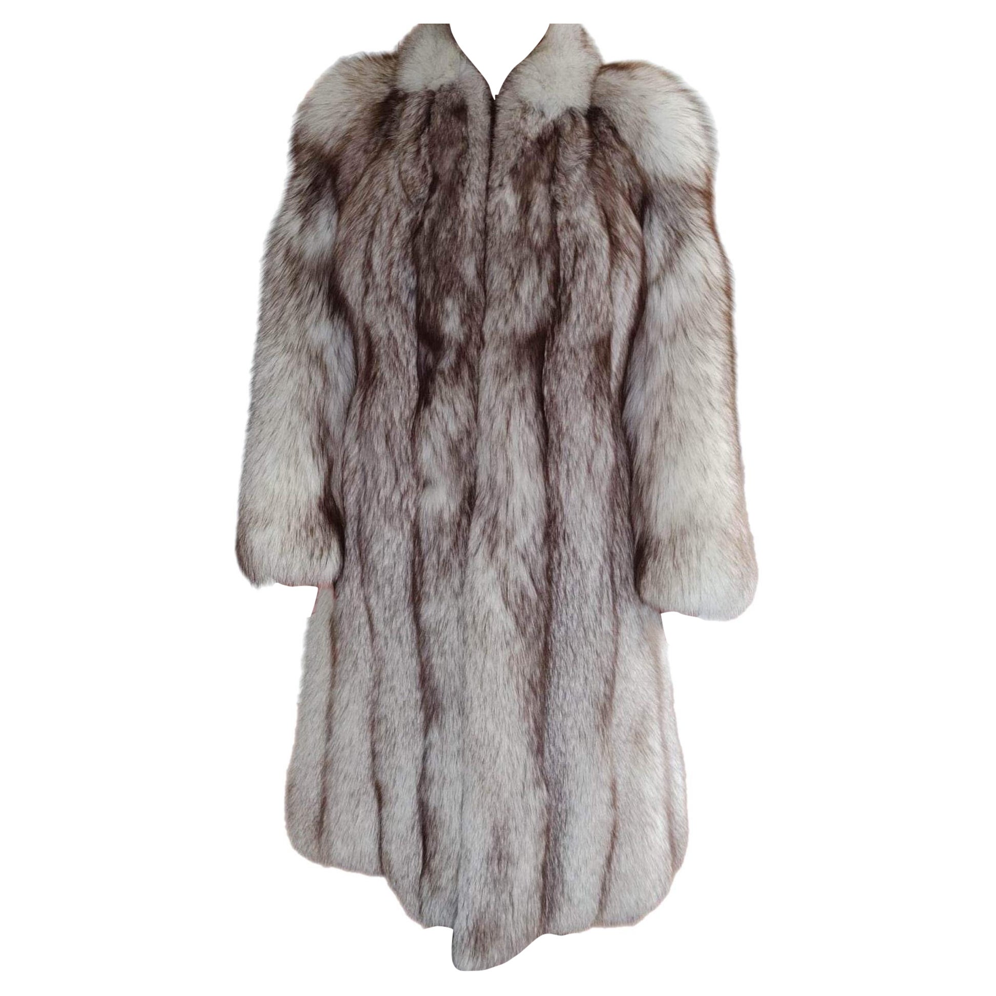 Norwegian Fox Fur coat (Size 8 -S)