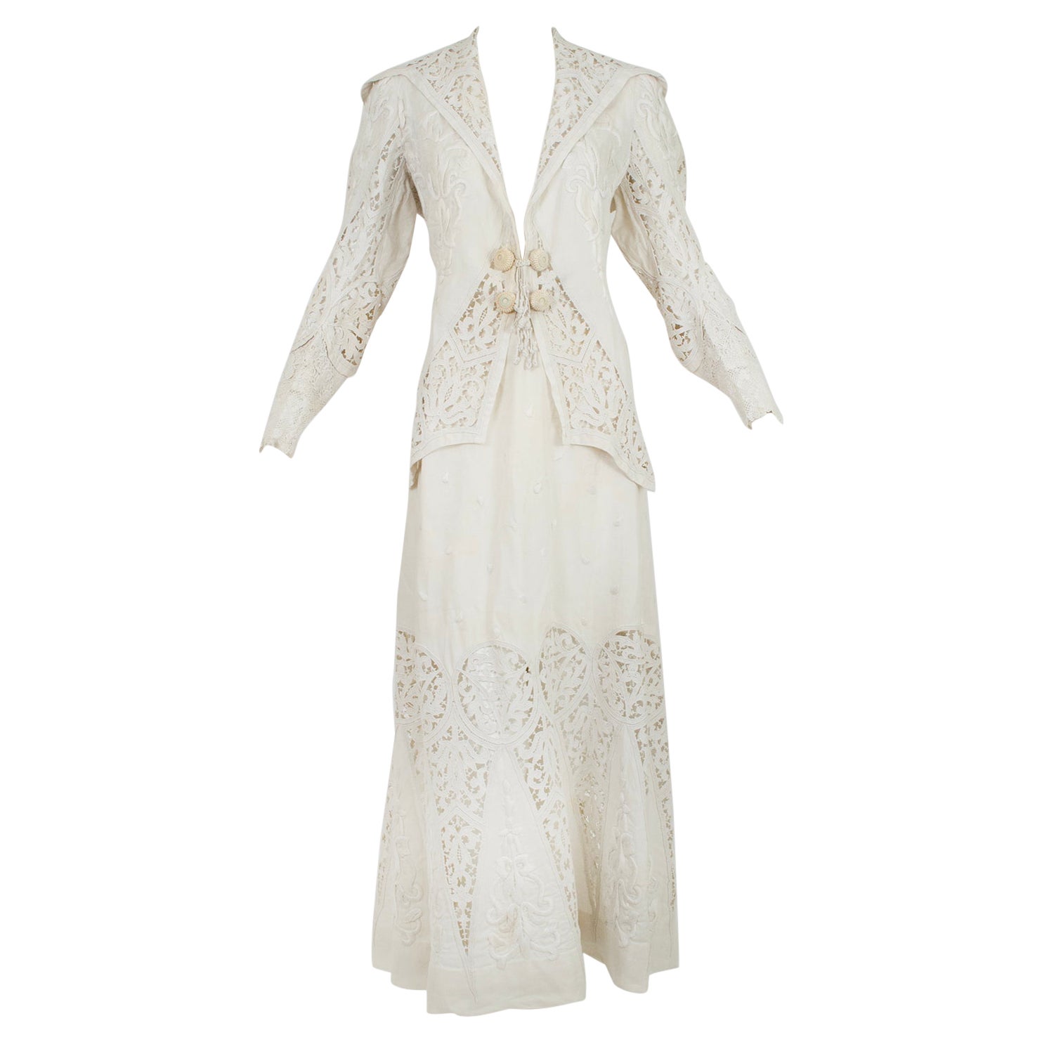 Edwardian White Irish Crochet und Baumwolle Walking oder Hochzeit Anzug - L, 1900s im Angebot