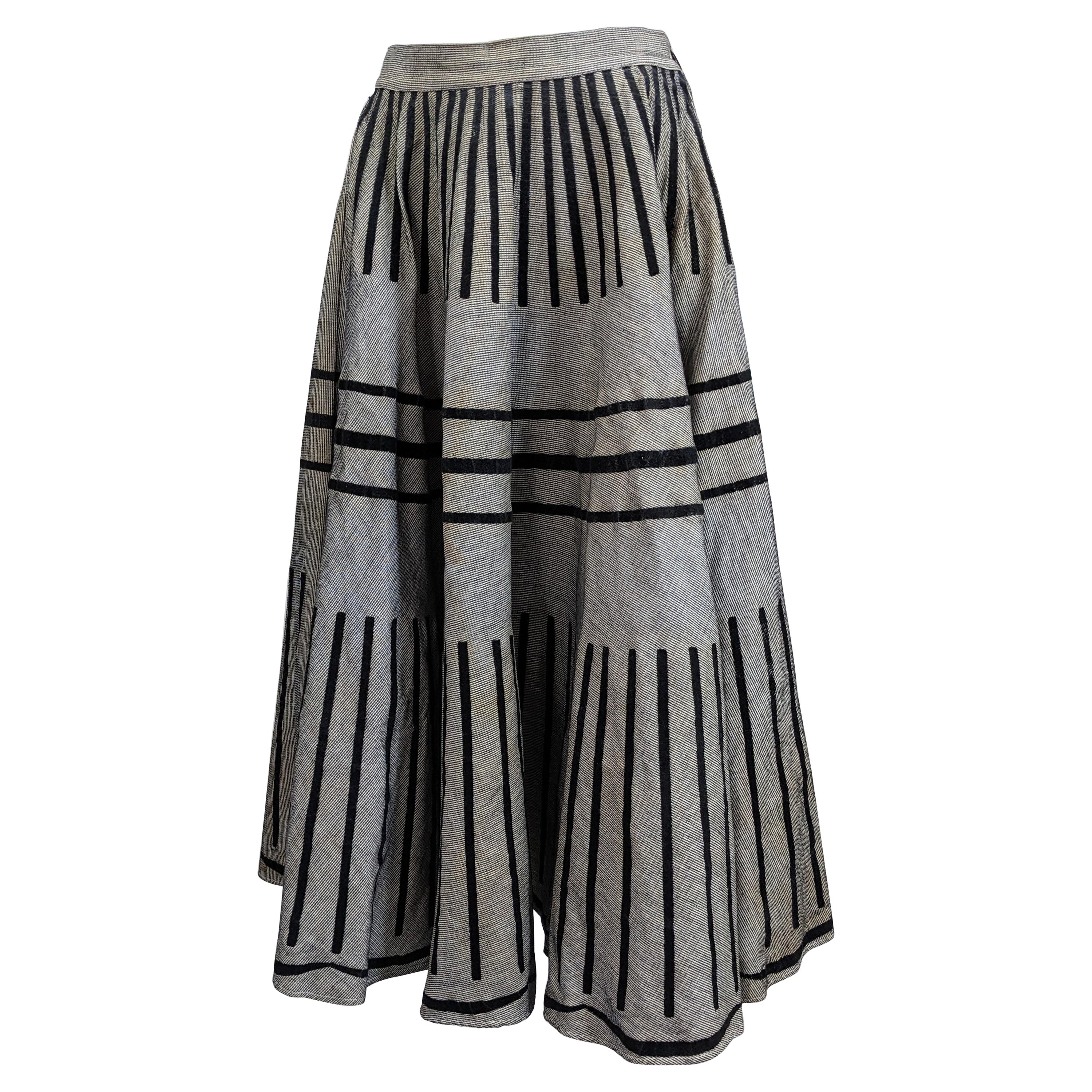1950's Flocked Velvet Circle Skirt For Sale