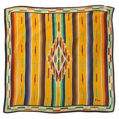 Sciarpa in seta crepe azteca tribale multicolore Christian Dior degli anni 2000