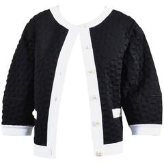 Chanel New With Tag $4245 Black White Textured Faux Pearl Button LS Jacket SZ 40