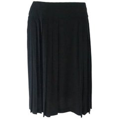 Chanel Identification Black Silk Chiffon Pleated Skirt with Quilted Waist - 40
