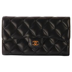 Chanel Wallet - black