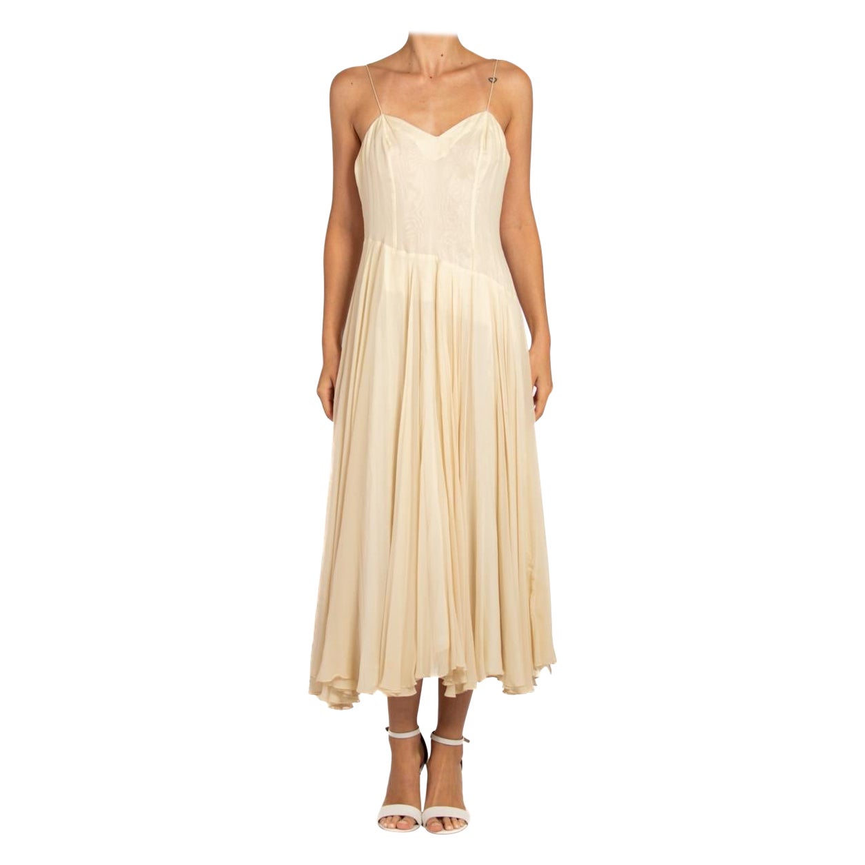1950S Off White Seide Chiffon Minimal Kleid im Angebot