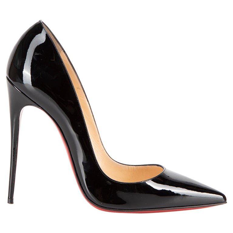 Christian Louboutin Chaussures à talons So Kate en cuir verni noir pour  femme En vente sur 1stDibs