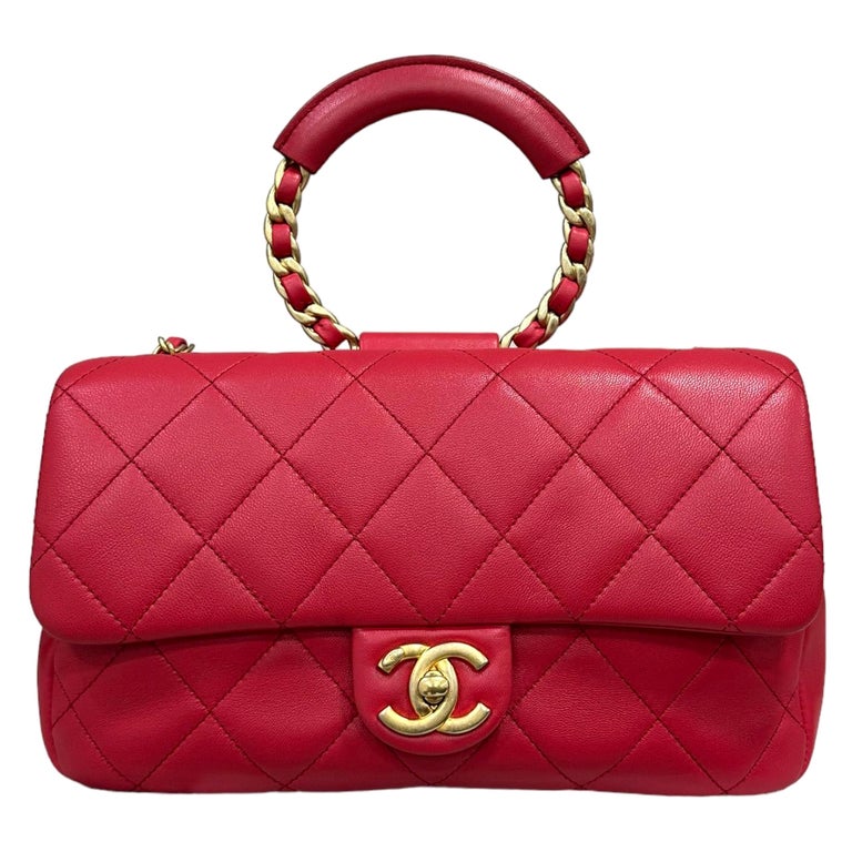 Borsa A Tracolla Chanel Circle Handle Pelle Liscia Rossa 2019 For Sale at  1stDibs