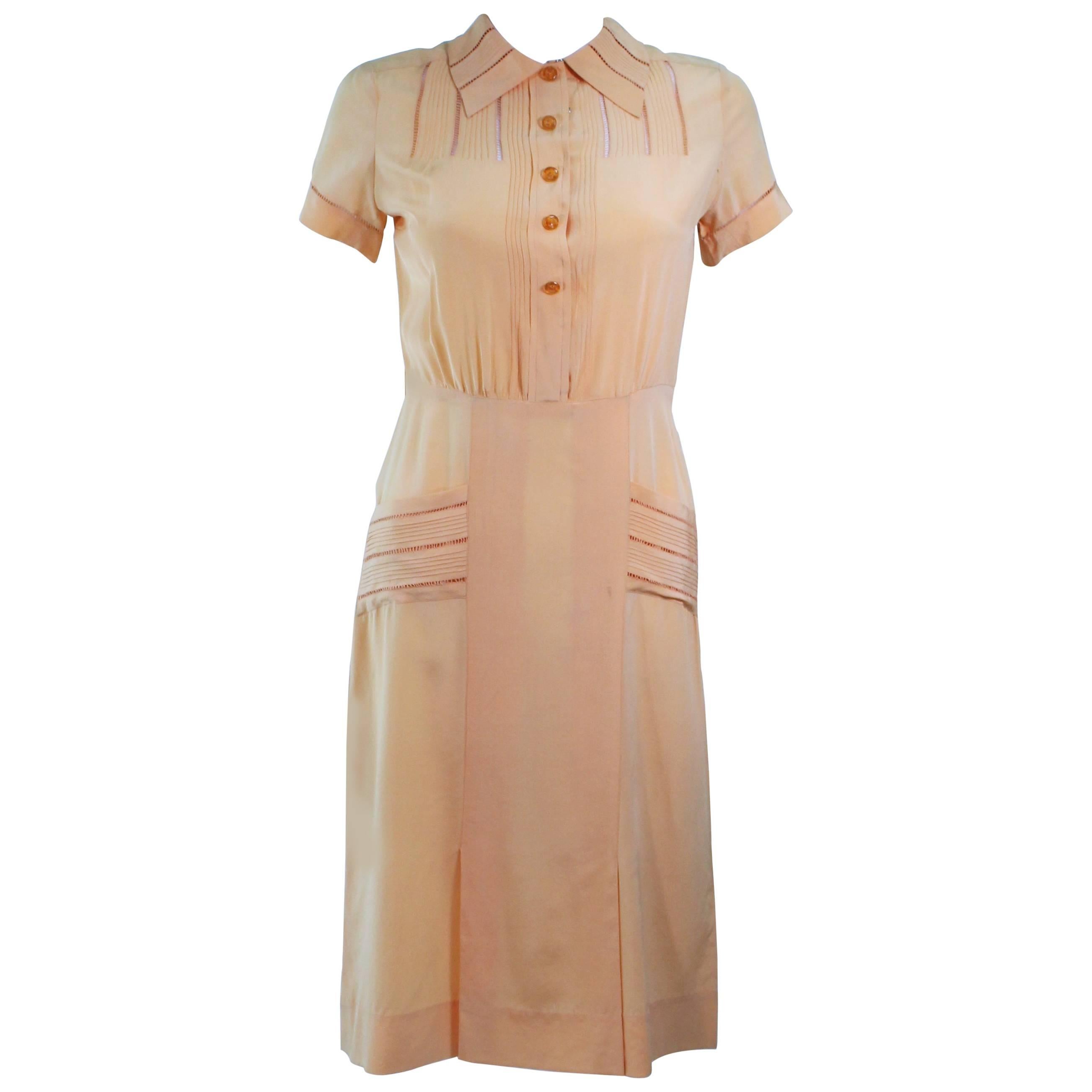 Vintage 1940er Apricot Seiden-Tageskleid Größe 2 4