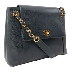 Vintage Chanel Around 1997 Made Caviar Skin Turn-Lock Chain Tote Bag Navy