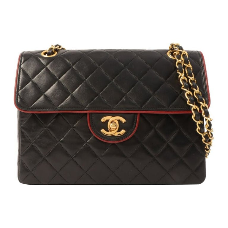 Chanel Around 1990 Made Edge Design Flap Turn-Lock Chain Bag Black/Red For  Sale at 1stDibs