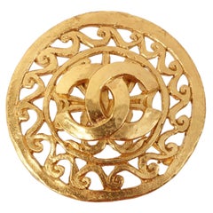 Chanel 1995 Made Round Cc Mark Sun Motif Brooch