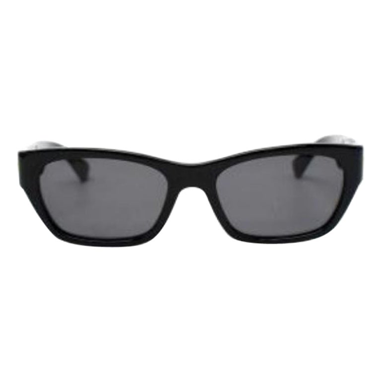 Bottega Veneta Black Classic Cat-eye Sunglasses For Sale at 1stDibs
