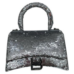 Balenciaga Clessidra, borsa in pelle con paillettes d'argento, manico superiore