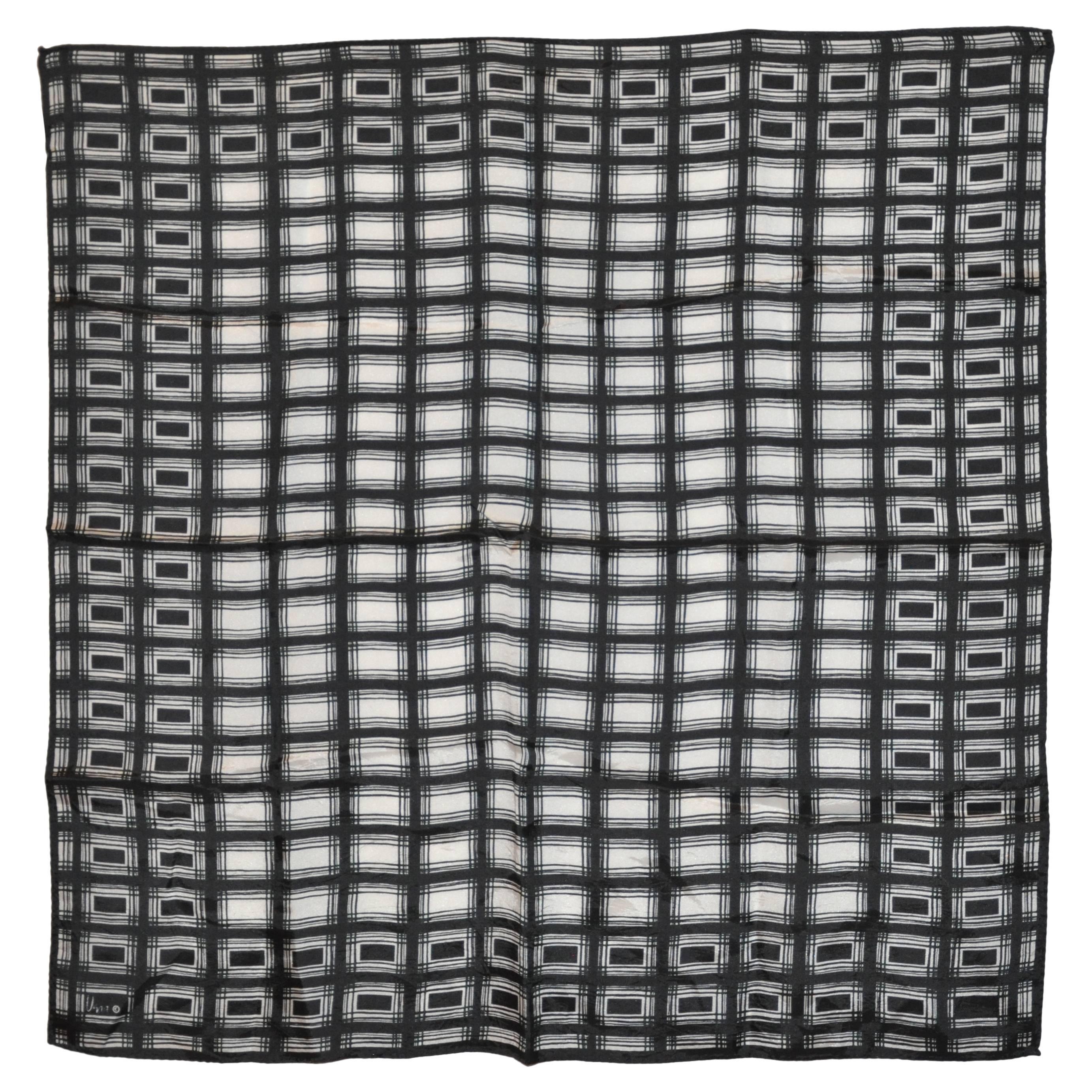 Vera Black & White Abstract Scarf For Sale