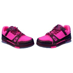 New Rare Limited Edition Louis Vuitton Pink shoes