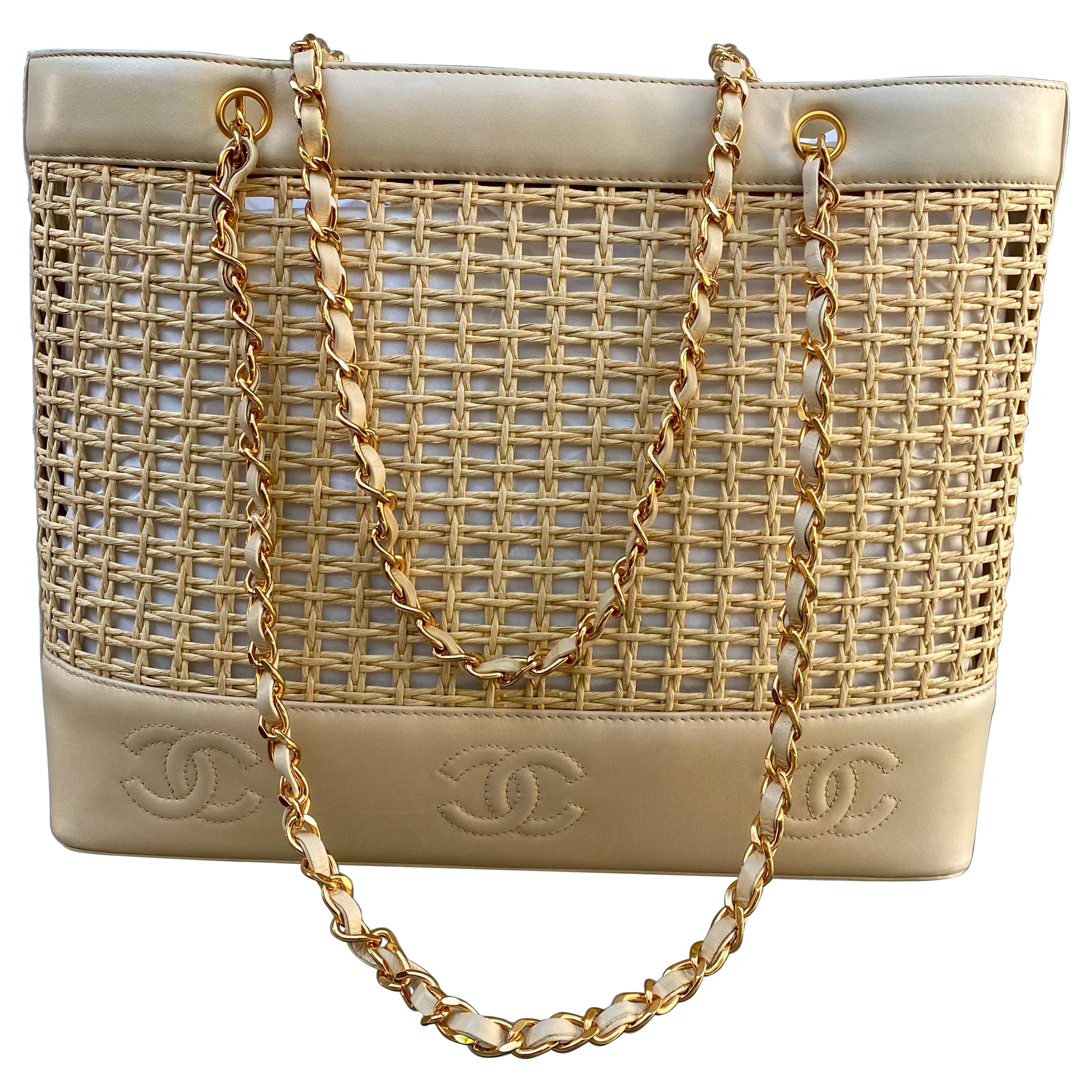 Chanel Straw Bags - 21 For Sale on 1stDibs