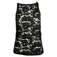 Top de encaje negro YVES SAINT LAURENT de los años 80