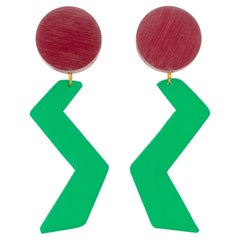 Retro Kaso Lucite Dangle Clip Earrings Green and Red ZigZag