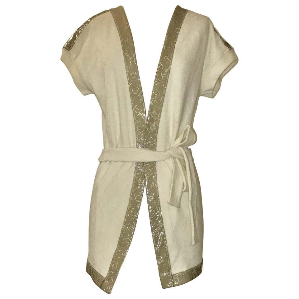 Chanel Robe - 7 For Sale on 1stDibs | chanel bath robe, chanel robes ...