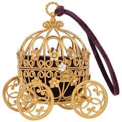 Dolce & Gabbana Carrozza di Cenerentola Ltd Ed Borsetta Minaudière Venduta $15, 000