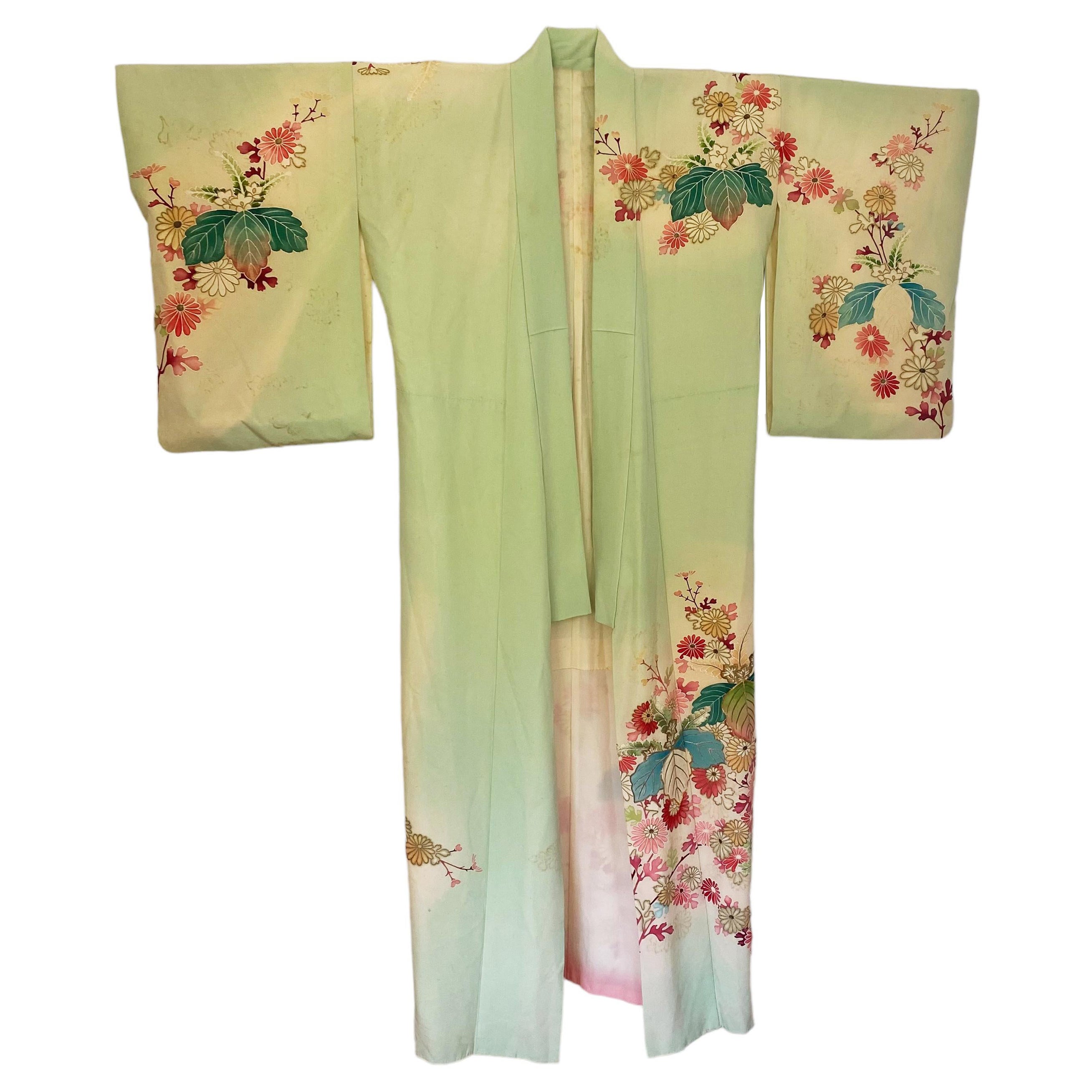 Pale Apple Green Fancy Japanese Silk Floral Kimono with gold - Imperfect For Sale