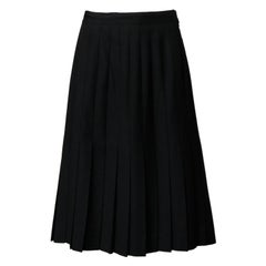 Valentino for Neiman Marcus Vintage Black 100% Wool Pleated Skirt 44/10