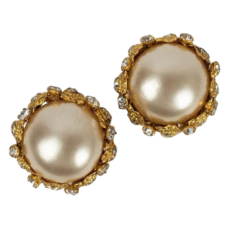 Chanel Coco Period Golden Metal Clip Earrings