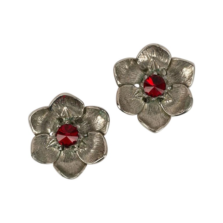 Christian Dior Silver Metal "Flower" Earrings For Sale