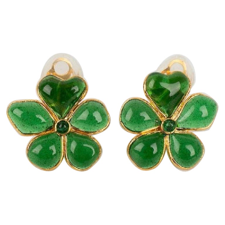 Augustine Golden Metal and Green Glass Flower Earrings For Sale