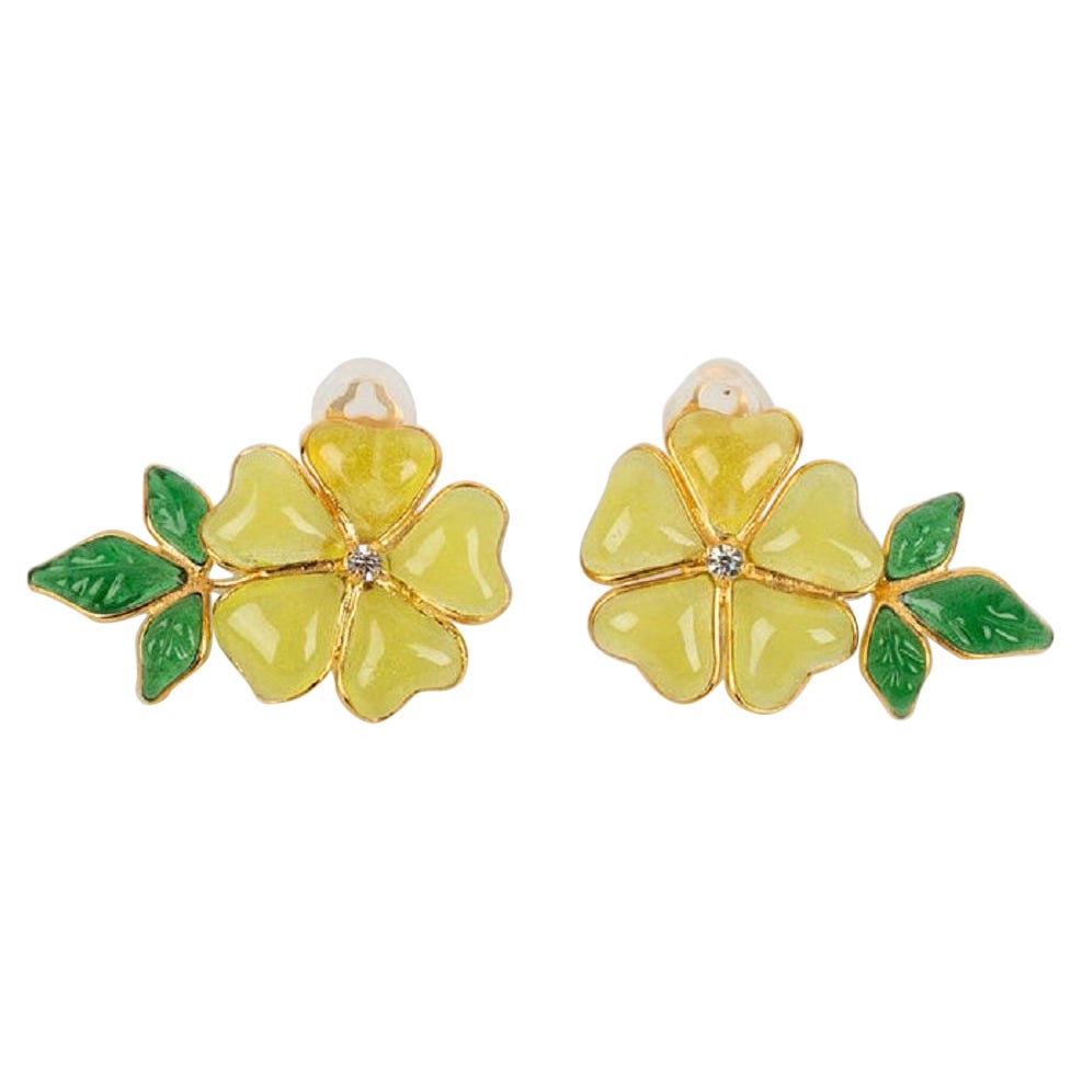 Augustine - Boucles d'oreilles à clip en pâte de verre jaune et strass