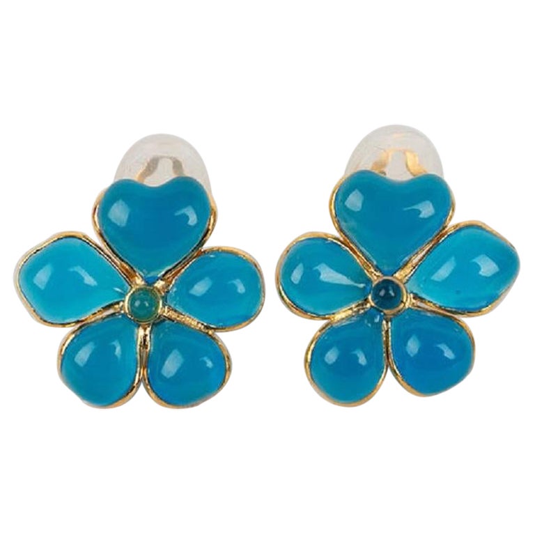 Augustine Flower Blue Golden Metal and Glass Paste Earrings For Sale