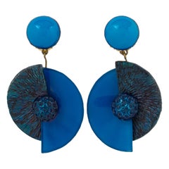 Cilea - Boucles d'oreilles clips en résine bleue d'inspiration japonaise