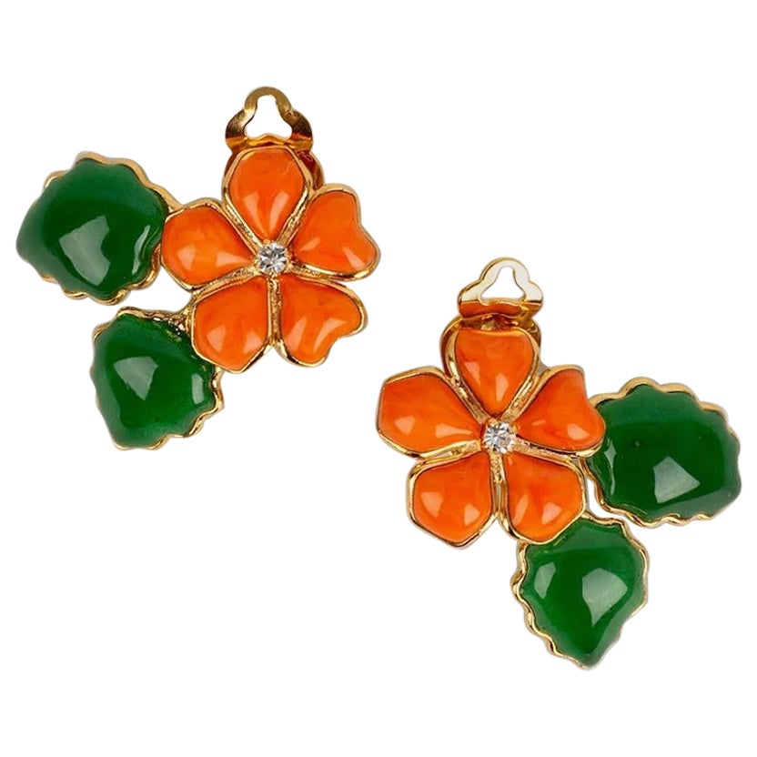 Augustine Flower Paste Glass Clip Earrings  For Sale