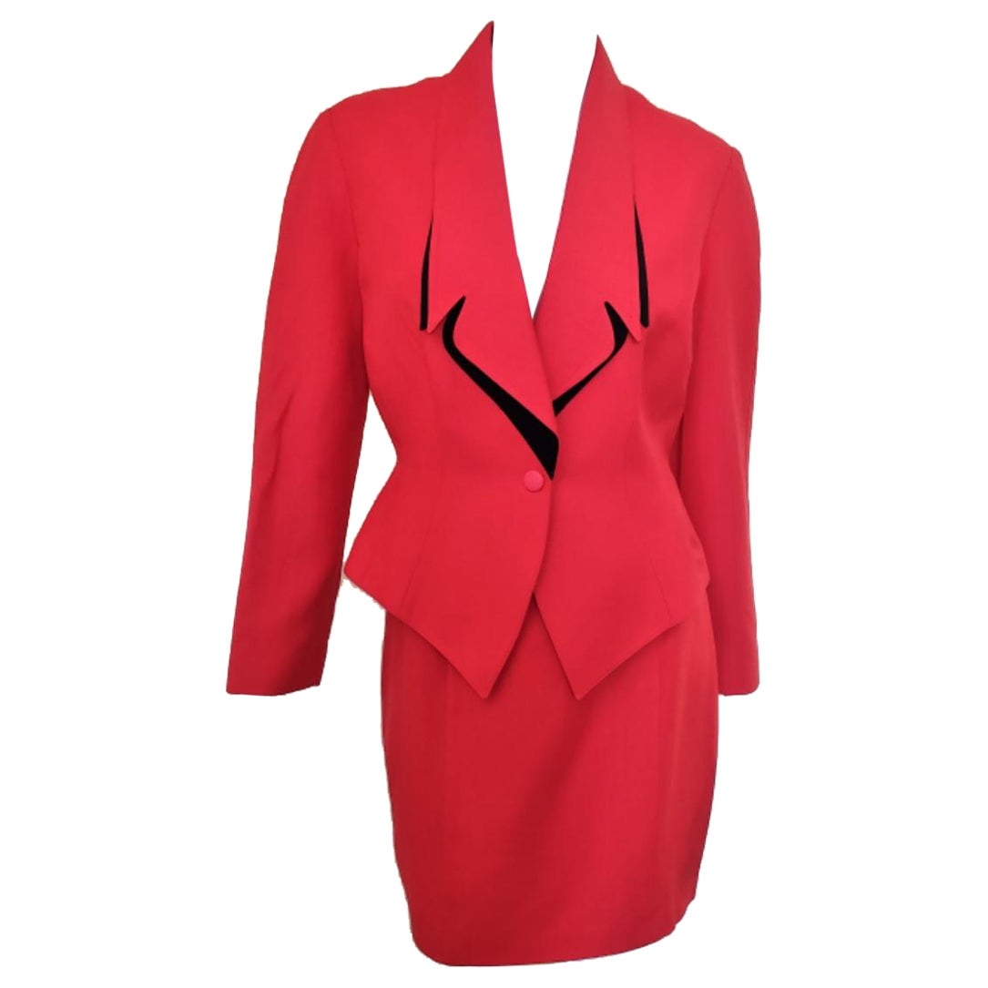 Thierry Mugler - Costume robe couture arc-en-ciel rouge, noire et à taille Vampire Wasp en vente