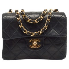 Chanel Black Quilted Leather Vintage Square Classic Flap Bag