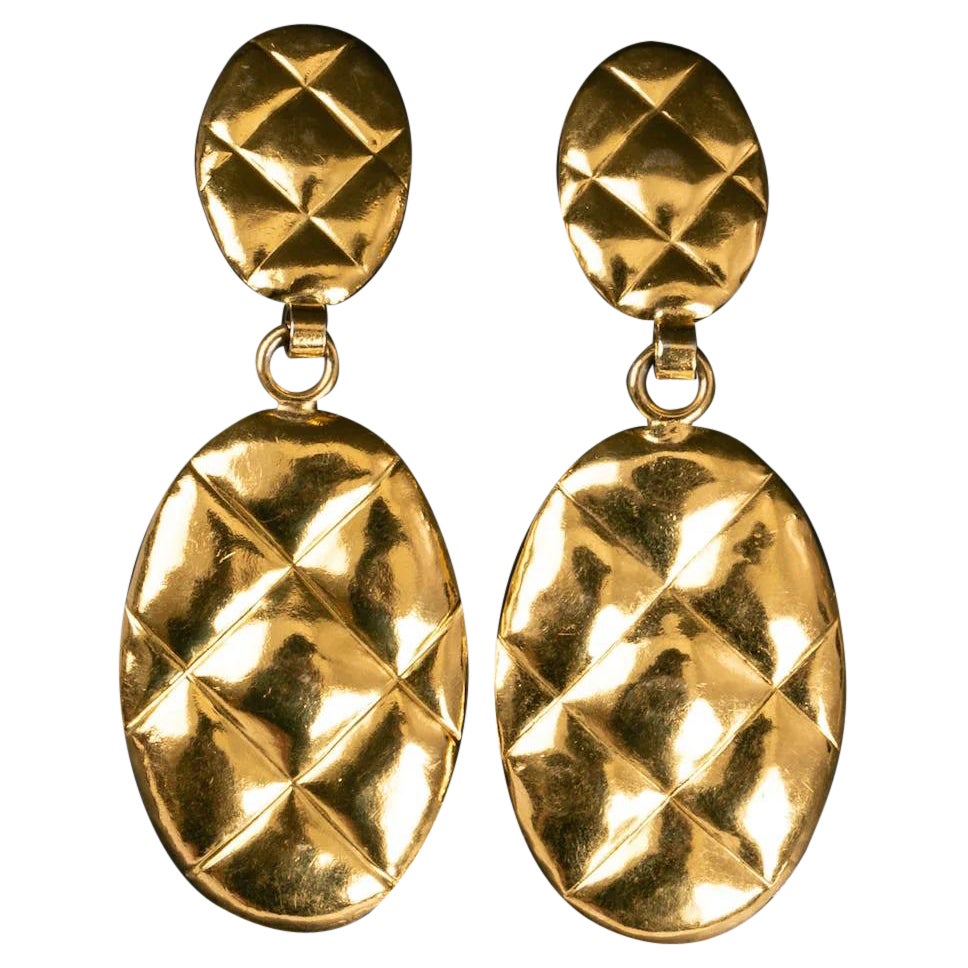 Chanel Quilted Gold Metal Earrings, 1990s For Sale